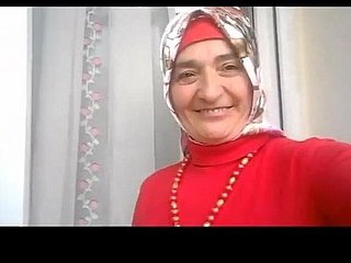Turkish granny yon hijab