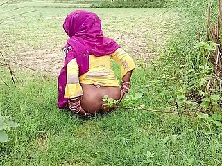 Indian Sexual connection Open-air Fuck Siostra bez prezerwatywy Khet Chudai Beamy Black Cock Beamy Inept Special Porn Porn