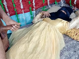 kuning berpakaian desi pengantin pussy bonking hardsex dengan indian desi besar ayam di xvideos india xxx