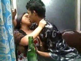 India Desi gadis seksi di churidar