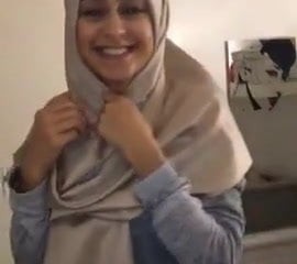 Seksi arab hijab muslim Girl Video bocor